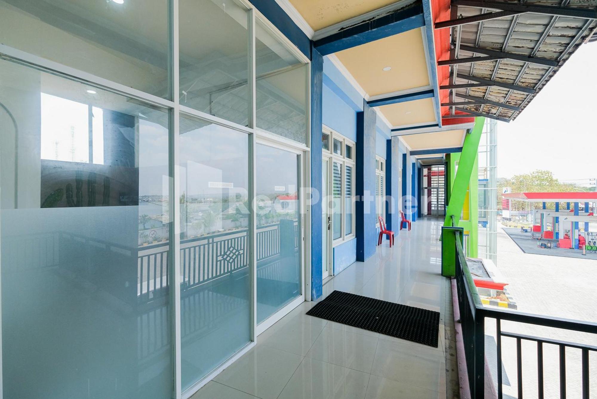 Grand Kencana Guesthouse Syariah Near Wisata Bahari Lamongan Paciran Eksteriør billede