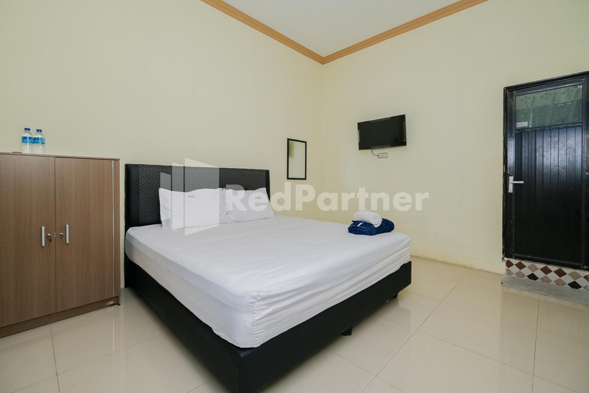 Grand Kencana Guesthouse Syariah Near Wisata Bahari Lamongan Paciran Eksteriør billede