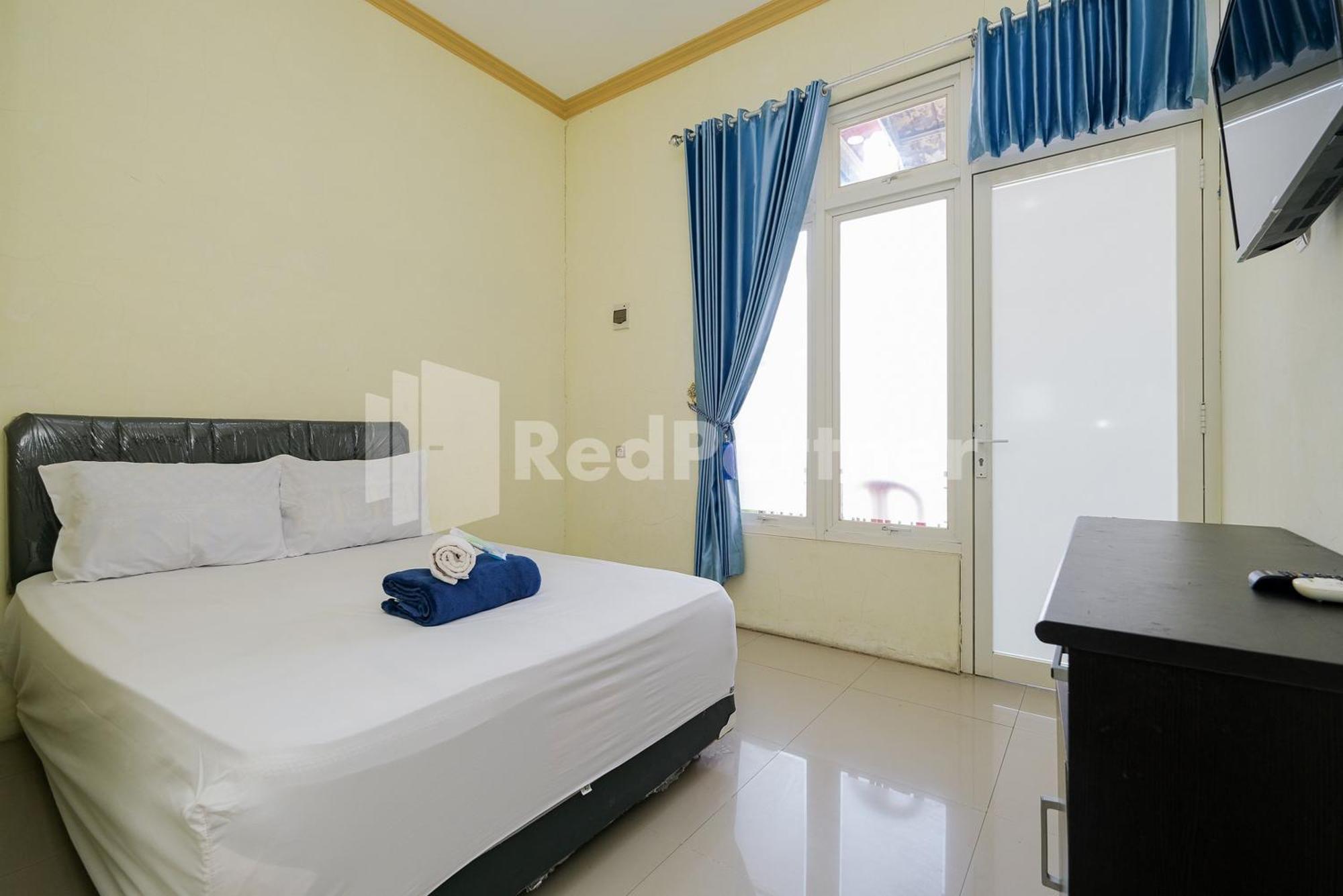 Grand Kencana Guesthouse Syariah Near Wisata Bahari Lamongan Paciran Eksteriør billede