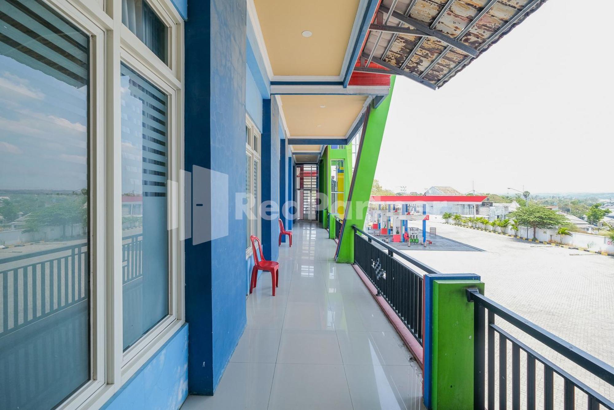 Grand Kencana Guesthouse Syariah Near Wisata Bahari Lamongan Paciran Eksteriør billede